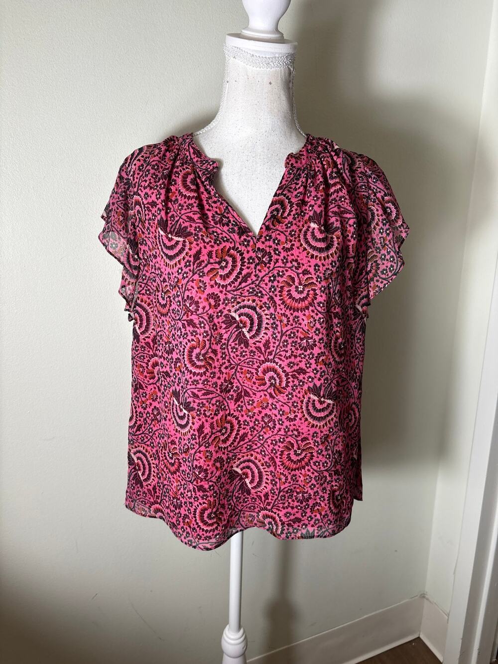 A.L.C Pink Floral Flutter Sleeve Blouse Sz 4